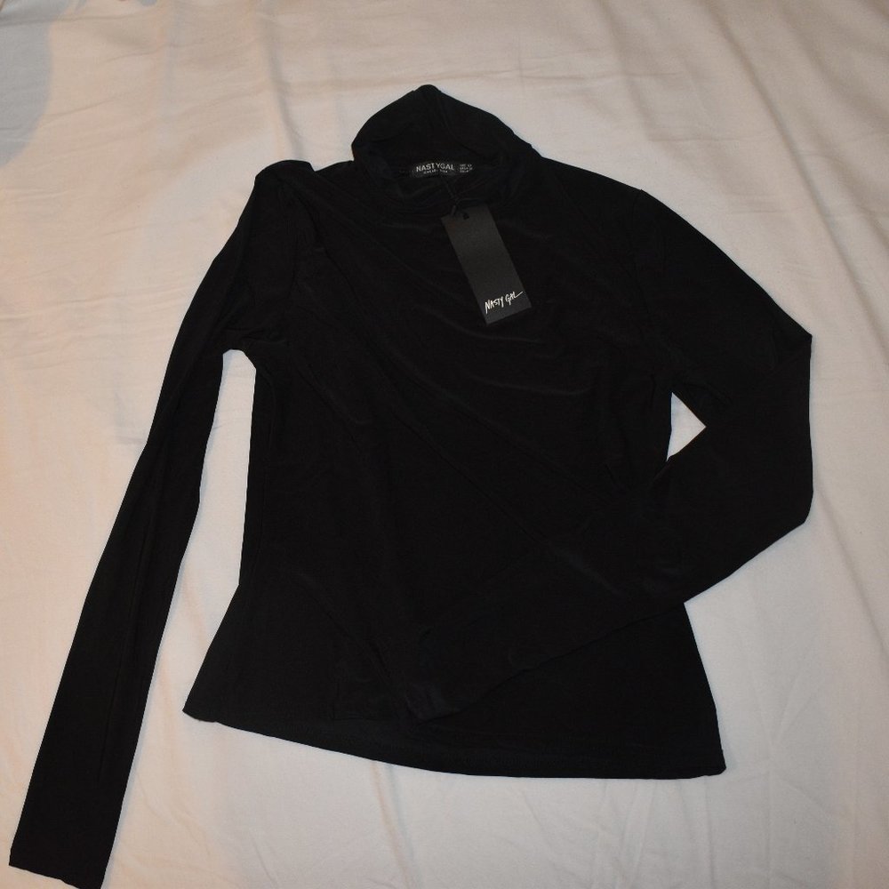 Nasty Gal NWT High Maintenance Turtleneck Top